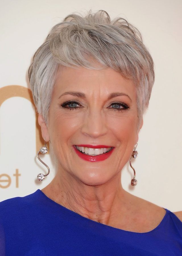 25 Photos Over 50s Hairstyles for Short Hair