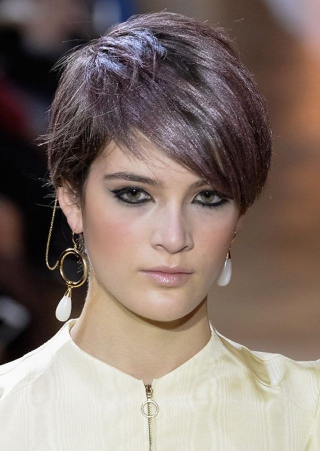 15 Photos Short Pixie Hairstyles for Straight Hair