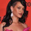Rihanna Long Hairstyles (Photo 13 of 25)