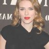 Scarlett Johansson Medium Hairstyles (Photo 2 of 15)