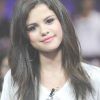 Selena Gomez Medium Hairstyles (Photo 14 of 15)