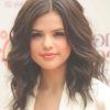Selena Gomez Medium Haircuts (Photo 2 of 25)