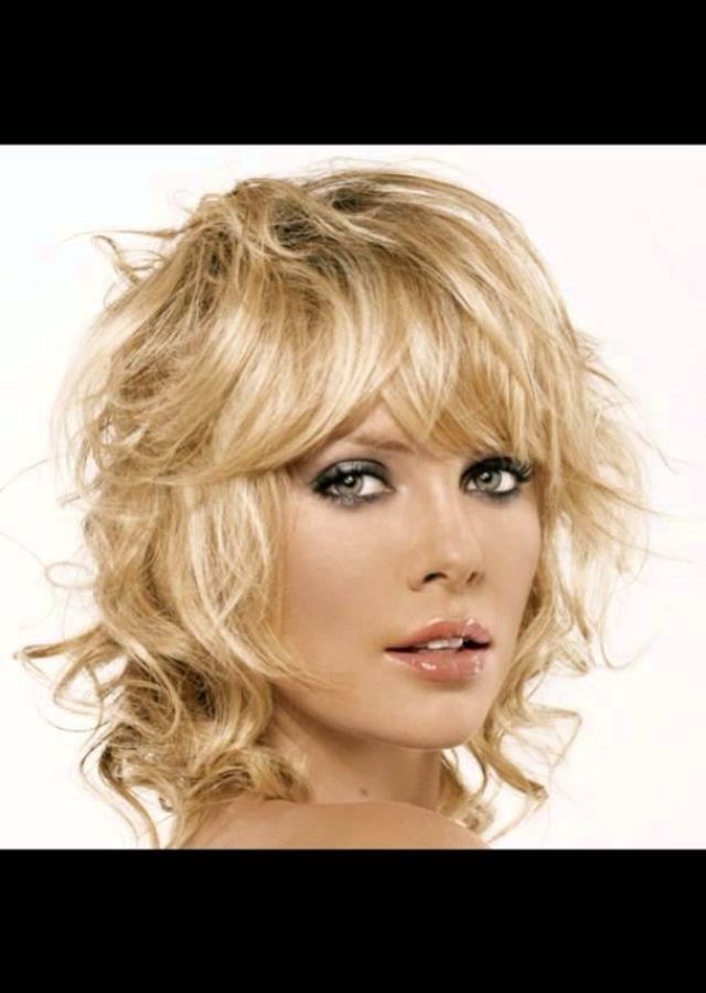 2024 Latest Shaggy Hairstyles for Thick Wavy Hair
