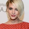 Blonde Bob Haircuts With Side Bangs (Photo 8 of 25)