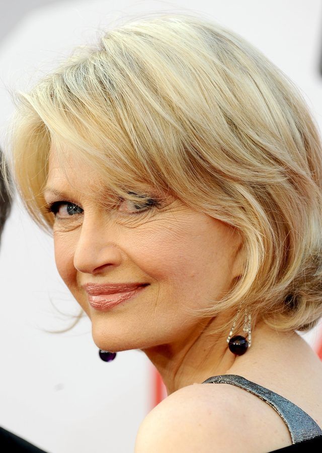 25 Inspirations Short Haircuts for 60 Year Olds