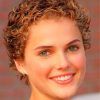 Short Hairstyles For Women With Curly Hair (Photo 21 of 25)