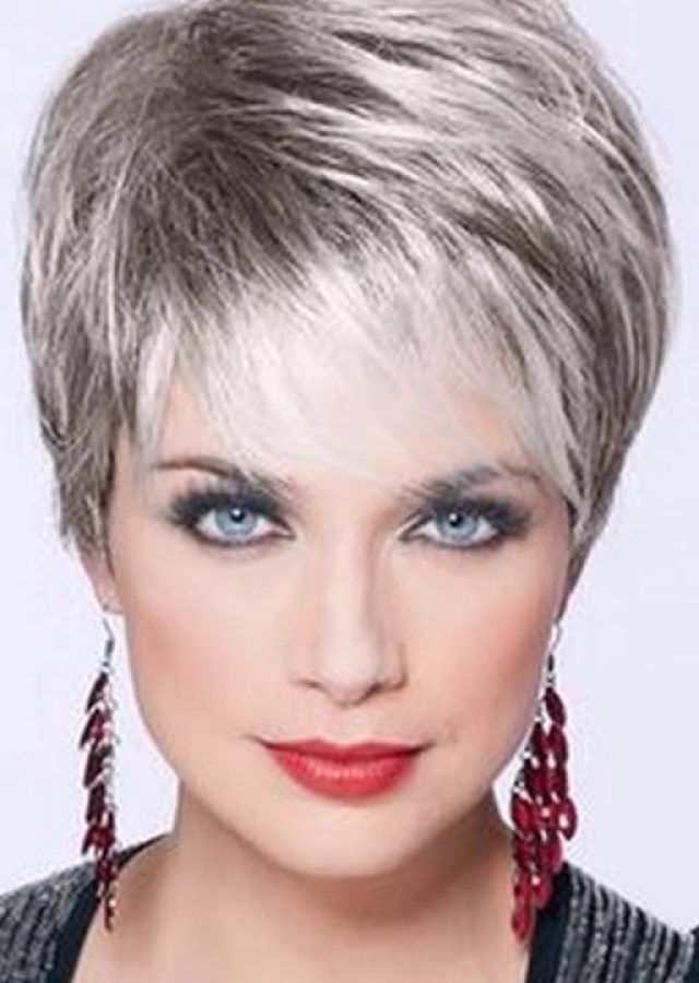 2024 Popular Short Haircuts with Gray Hair