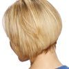 Honey Blonde Layered Bob Hairstyles With Short Back (Photo 14 of 25)