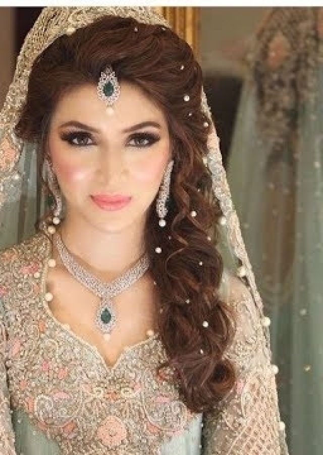 Top 15 of Pakistani Wedding Hairstyles