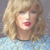 Taylor Swift Medium Hairstyles (Photo 5 of 25)