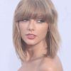 Taylor Swift Medium Hairstyles (Photo 11 of 25)