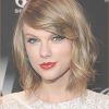 Taylor Swift Medium Hairstyles (Photo 25 of 25)