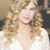 Taylor Swift Medium Hairstyles (Photo 20 of 25)