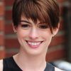 Anne Hathaway Short Haircuts (Photo 6 of 25)