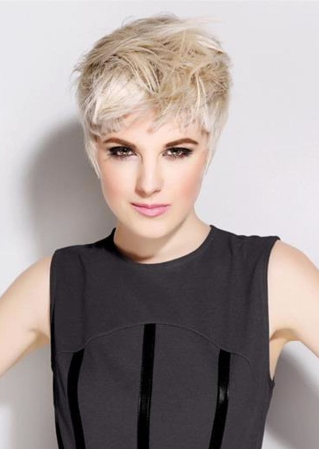 15 Ideas of Pixie Hairstyles for Thick Hair