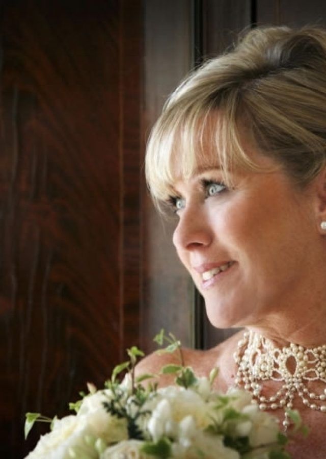 15 Photos Wedding Hairstyles for Mature Bride