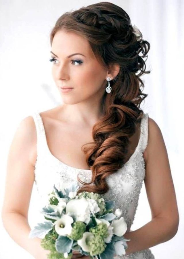 The Best Wedding Hairstyles for Long Hair and Strapless Dress